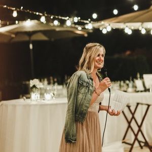 Meet your Posher, Jean